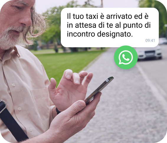 Modello WhatsApp di TopMessage che notifica a un contatto l'orario e il luogo di arrivo del taxi.